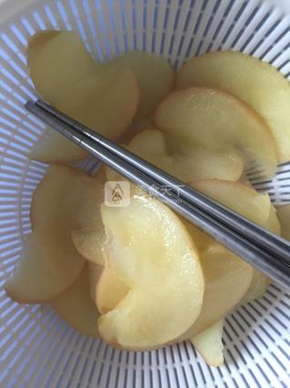 <a href=/shicai/guopin/PingGuo/index.html target=_blank><u>苹果</u></a>酥