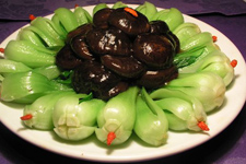 <a href=/shicai/shucai/XiangGu/index.html target=_blank><u>香菇</u></a><a href=/shicai/shucai/YouCai/index.html target=_blank><u>油菜</u></a>做法