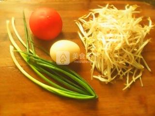 番茄<a href=/shicai/rouqin/JiDan/index.html target=_blank><u>鸡蛋</u></a>汤粉