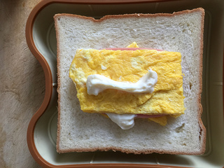 <a href=/shicai/rouqin/HuoTui/index.html target=_blank><u>火腿</u></a>三明治