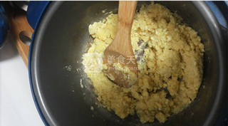 木糖醇月饼<a href=/shicai/mimian/LvDou/index.html target=_blank><u>绿豆</u></a>糕