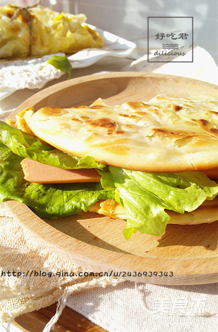 家常<a href=/shicai/rouqin/JiDan/index.html target=_blank><u>鸡蛋</u></a>灌饼的做法