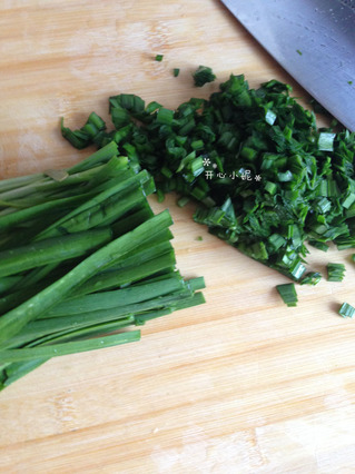 <a href=/shicai/shucai/JiuCai/index.html target=_blank><u>韭菜</u></a>炒<a href=/shicai/rouqin/YaDan/index.html target=_blank><u>鸭蛋</u></a>