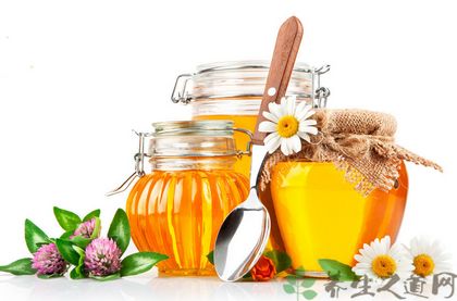 <a href=/shicai/diaoweipin/FengMi/index.html target=_blank><u>蜂蜜</u></a>对胃有好处吗 <a href=/shicai/diaoweipin/FengMi/index.html target=_blank><u>蜂蜜</u></a>对胃有好处吗