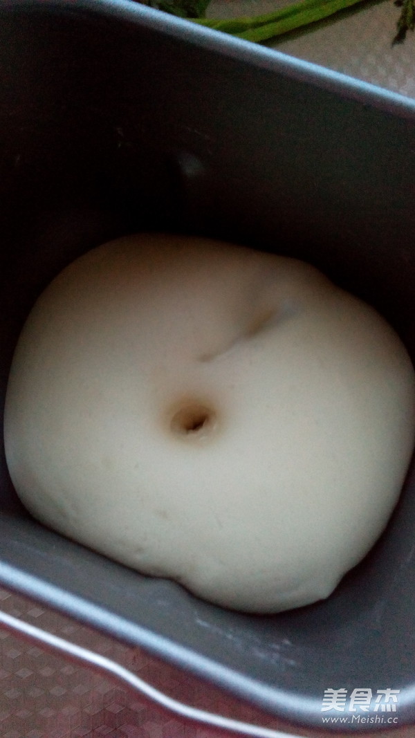 <a href=/shicai/mimian/NiuNai/index.html target=_blank><u>牛奶</u></a>小<a href=/shicai/mimian/MianBao/index.html target=_blank><u>面包</u></a>的做法