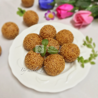 <a href=/shicai/shucai/NanGua/index.html target=_blank><u>南瓜</u></a><a href=/shicai/guopin/ZhiMa/index.html target=_blank><u>芝麻</u></a>球