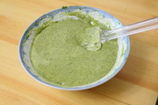 抹茶黄<a href=/shicai/guopin/Tao/index.html target=_blank><u>桃</u></a>蛋糕卷步骤9