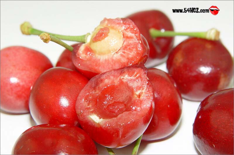 车厘子和樱<a href=/shicai/guopin/Tao/index.html target=_blank><u>桃</u></a>的区别是什么4