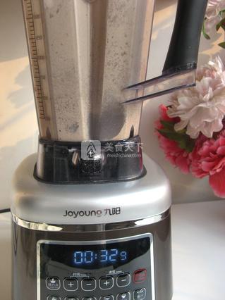 <a href=/shicai/mimian/HongDou/index.html target=_blank><u>红豆</u></a><a href=/shicai/mimian/YiMi/index.html target=_blank><u>薏米</u></a><a href=/shicai/shucai/ShanYao/index.html target=_blank><u>山药</u></a>粉