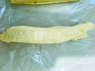 自制健康<a href=/shicai/shucai/NanGua/index.html target=_blank><u>南瓜</u></a><a href=/shicai/mimian/YouTiao/index.html target=_blank><u>油条</u></a>