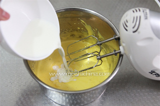 西柚<a href=zt/qifengdg target=_blank><u>戚风蛋糕</u></a>