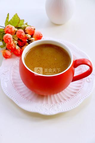 红<a href=/shicai/guopin/Zao/index.html target=_blank><u>枣</u></a><a href=/shicai/shucai/YinEr/index.html target=_blank><u>银耳</u></a>羹