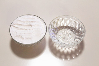 <a href=/shicai/mimian/LvDou/index.html target=_blank><u>绿豆</u></a>凉粉