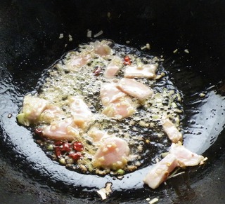 <a href=/shicai/mimian/FuZhu/index.html target=_blank><u>腐竹</u></a>莴荀炒肉