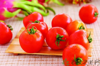 <a href=/shicai/shucai/XiHongShi/index.html target=_blank><u>西红柿</u></a>能不能空腹吃