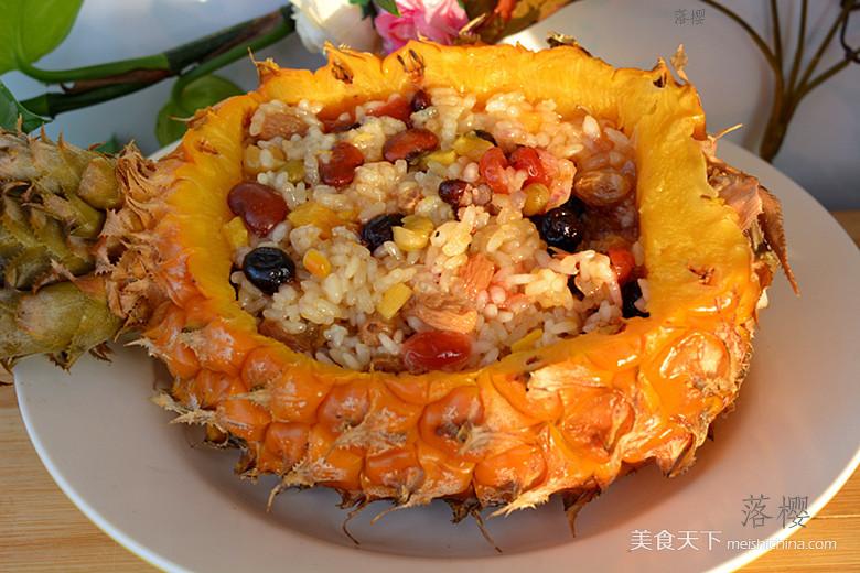 <a href=/shicai/guopin/BoLuo/index.html target=_blank><u>菠萝</u></a>糯<a href=/shicai/mimian/MiFan/index.html target=_blank><u>米饭</u></a>