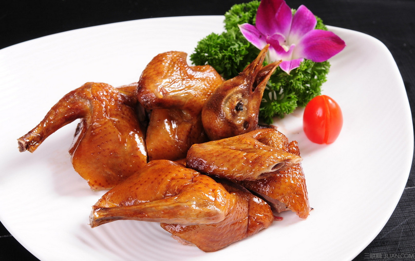 <a href=/shicai/rouqin/RuGe/index.html target=_blank><u>乳鸽</u></a>的功效