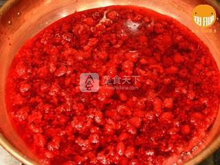 <a href=/shicai/guopin/ShuMei/index.html target=_blank><u>树莓</u></a>果酱