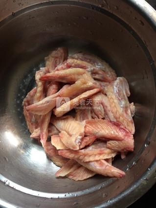 懒人零食香酥<a href=/shicai/rouqin/ChiJian/index.html target=_blank><u>翅尖</u></a>