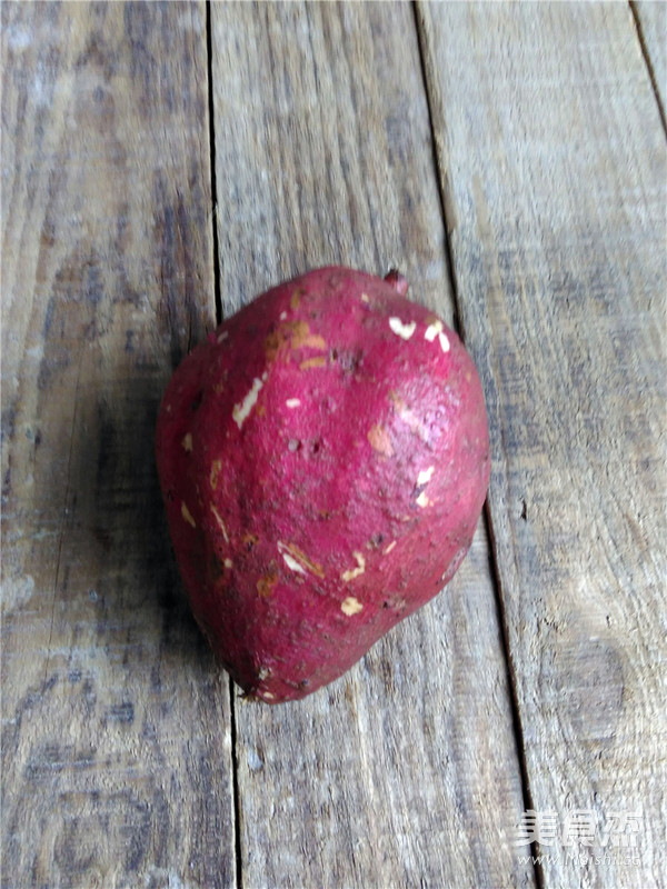 香甜<a href=/shicai/shucai/HongShu/index.html target=_blank><u>红薯</u></a>泥的做法