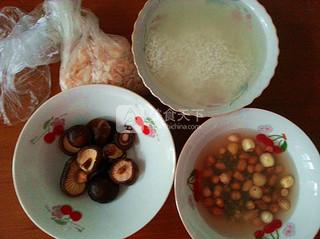 <a href=/shicai/mimian/NuoMi/index.html target=_blank><u>糯米</u></a>肠