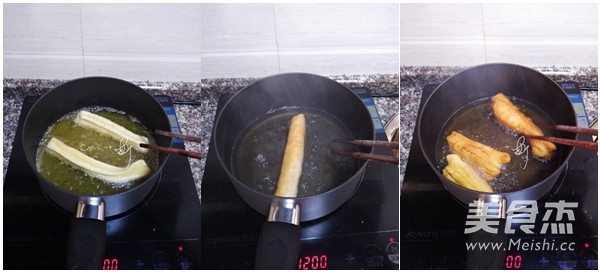 香雪面粉自制<a href=/shicai/mimian/YouTiao/index.html target=_blank><u>油条</u></a>的做法