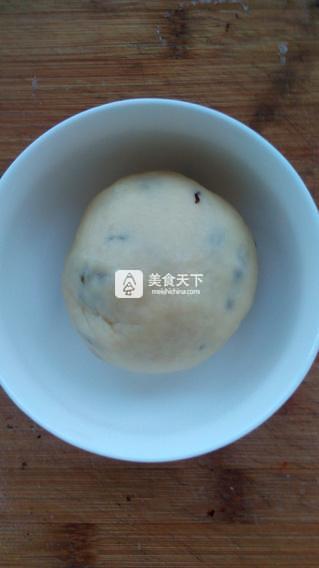 <a href=/shicai/guopin/PuTaoGan/index.html target=_blank><u><a href=/shicai/guopin/PuTao/index.html target=_blank><u>葡萄</u></a>干</u></a>司康