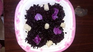 <a href=/shicai/mimian/ZiMi/index.html target=_blank><u>紫米</u></a>团