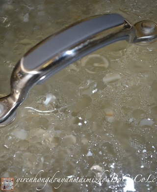 薏仁<a href=/shicai/mimian/HongDou/index.html target=_blank><u>红豆</u></a><a href=/shicai/mimian/YanMai/index.html target=_blank><u>燕麦</u></a>米粥