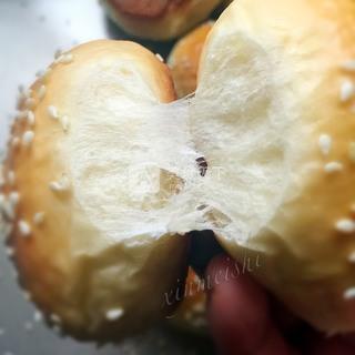 <a href=/shicai/mimian/SuanNai/index.html target=_blank><u>酸奶</u></a>小奶包