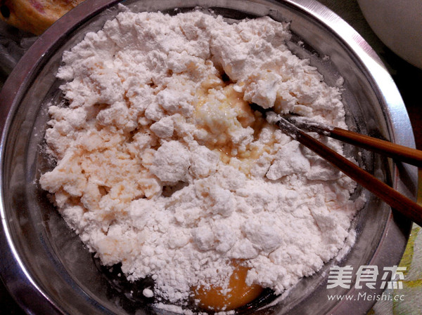 <a href=/shicai/mimian/NiuNai/index.html target=_blank><u>牛奶</u></a><a href=/shicai/mimian/DouZha/index.html target=_blank><u>豆渣</u></a>饼的做法