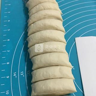 <a href=/shicai/shucai/BaiCai/index.html target=_blank><u>白菜</u></a><a href=/shicai/rouqin/ZhuRou/index.html target=_blank><u>猪肉</u></a>馅饼