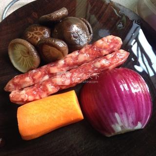 <a href=/shicai/shucai/NanGua/index.html target=_blank><u>南瓜</u></a>腊味饭