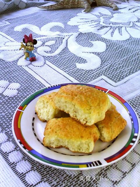 <a href=/shicai/mimian/SuanNai/index.html target=_blank><u>酸奶</u></a>司康