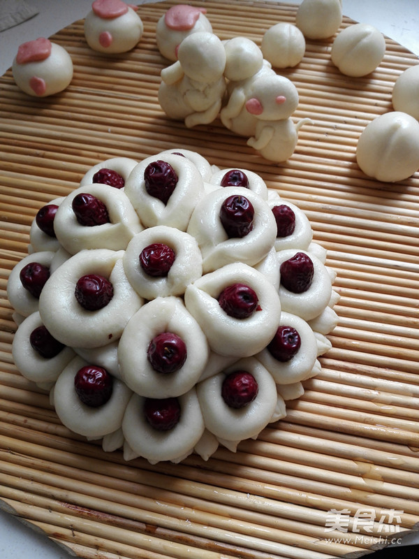 <a href=/shicai/guopin/Zao/index.html target=_blank><u>枣</u></a>山年馍的做法