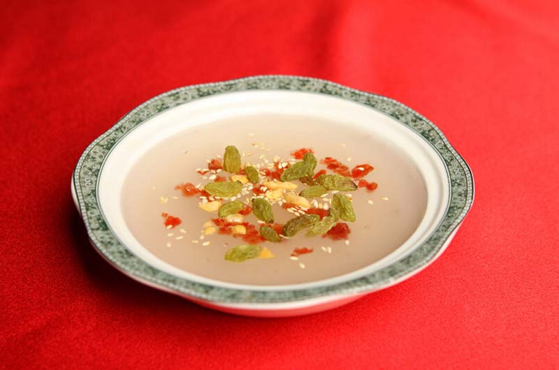 <a href=/shicai/mimian/OuFen/index.html target=_blank><u><a href=/shicai/shucai/Ou/index.html target=_blank><u>藕</u></a>粉</u></a>怎么吃1