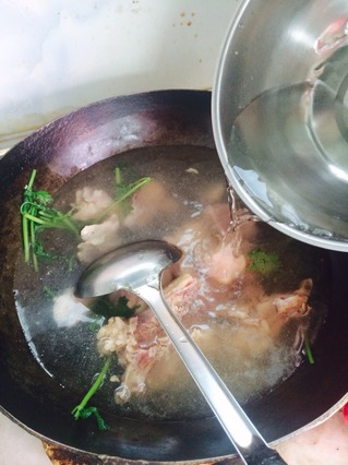 鸡汁<a href=/shicai/mimian/DouPi/index.html target=_blank><u>豆皮</u></a>