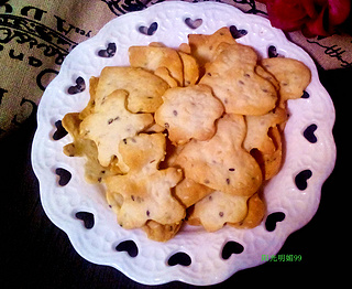 无<a href=/shicai/mimian/HuangYou/index.html target=_blank><u>黄油</u></a><a href=/shicai/guopin/ZhiMa/index.html target=_blank><u>芝麻</u></a>薄饼