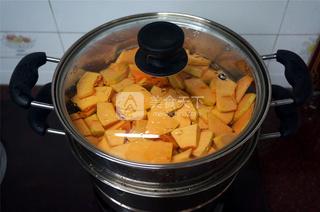 奶香<a href=/shicai/shucai/NanGua/index.html target=_blank><u>南瓜</u></a>馅