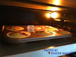 <a href=/shicai/guopin/ManYueMei/index.html target=_blank><u>蔓越莓</u></a><a href=/shicai/mimian/ZhiShi/index.html target=_blank><u>芝士</u></a>小蛋糕