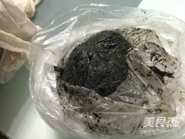 <a href=/shicai/guopin/HeiZhiMa/index.html target=_blank><u>黑<a href=/shicai/guopin/ZhiMa/index.html target=_blank><u>芝麻</u></a></u></a>汤圆的做法