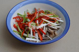 姜汁<a href=/shicai/rouqin/ZhuDu/index.html target=_blank><u>猪肚</u></a>