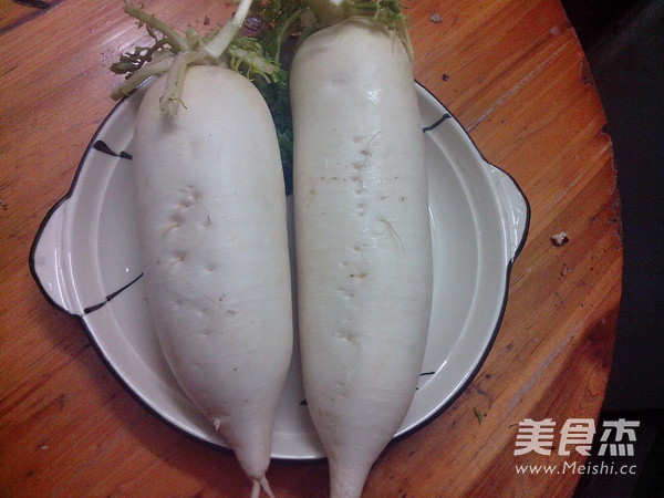 <a href=/shicai/shucai/BaiLuoBo/index.html target=_blank><u>白<a href=/shicai/shucai/LuoBo/index.html target=_blank><u>萝卜</u></a></u></a>煲<a href=/shicai/rouqin/YaRou/index.html target=_blank><u>鸭肉</u></a>的做法