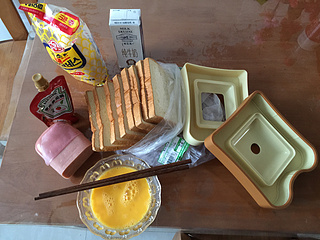 <a href=/shicai/rouqin/HuoTui/index.html target=_blank><u>火腿</u></a>三明治