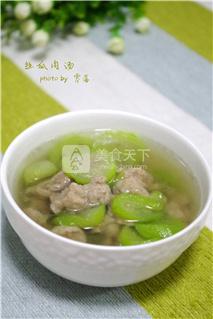<a href=/shicai/shucai/SiGua/index.html target=_blank><u>丝瓜</u></a>肉汤
