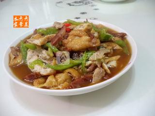 腊肠瘦肉油<a href=/shicai/mimian/DouFu/index.html target=_blank><u>豆腐</u></a>丝