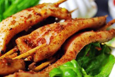 <a href=/shicai/shuichanpin/YouYu/index.html target=_blank><u>鱿鱼</u></a>怎么做好吃