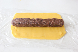 朗姆<a href=/shicai/guopin/PuTao/index.html target=_blank><u>葡萄</u></a>椰蓉饼干