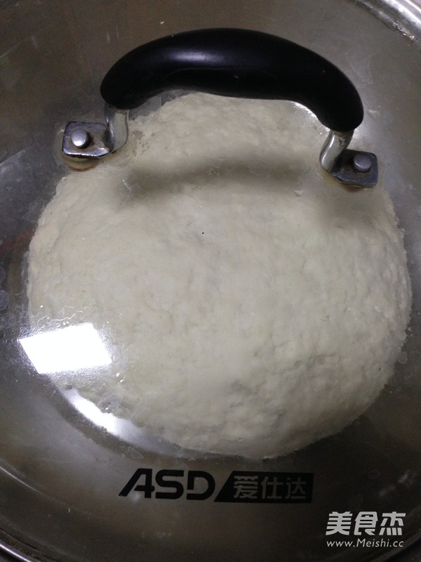 <a href=/shicai/shucai/LuoBo/index.html target=_blank><u>萝卜</u></a><a href=/shicai/rouqin/ZhuRou/index.html target=_blank><u>猪肉</u></a>包的做法