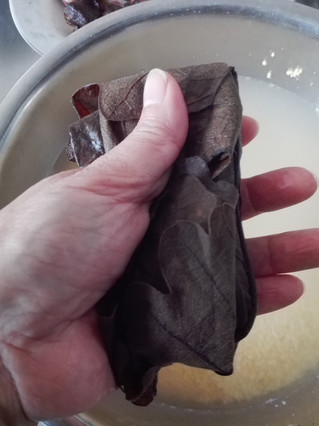 大<a href=/shicai/mimian/HuangMi/index.html target=_blank><u>黄米</u></a><a href=/shicai/rouqin/LaRou/index.html target=_blank><u>腊肉</u></a>粽子